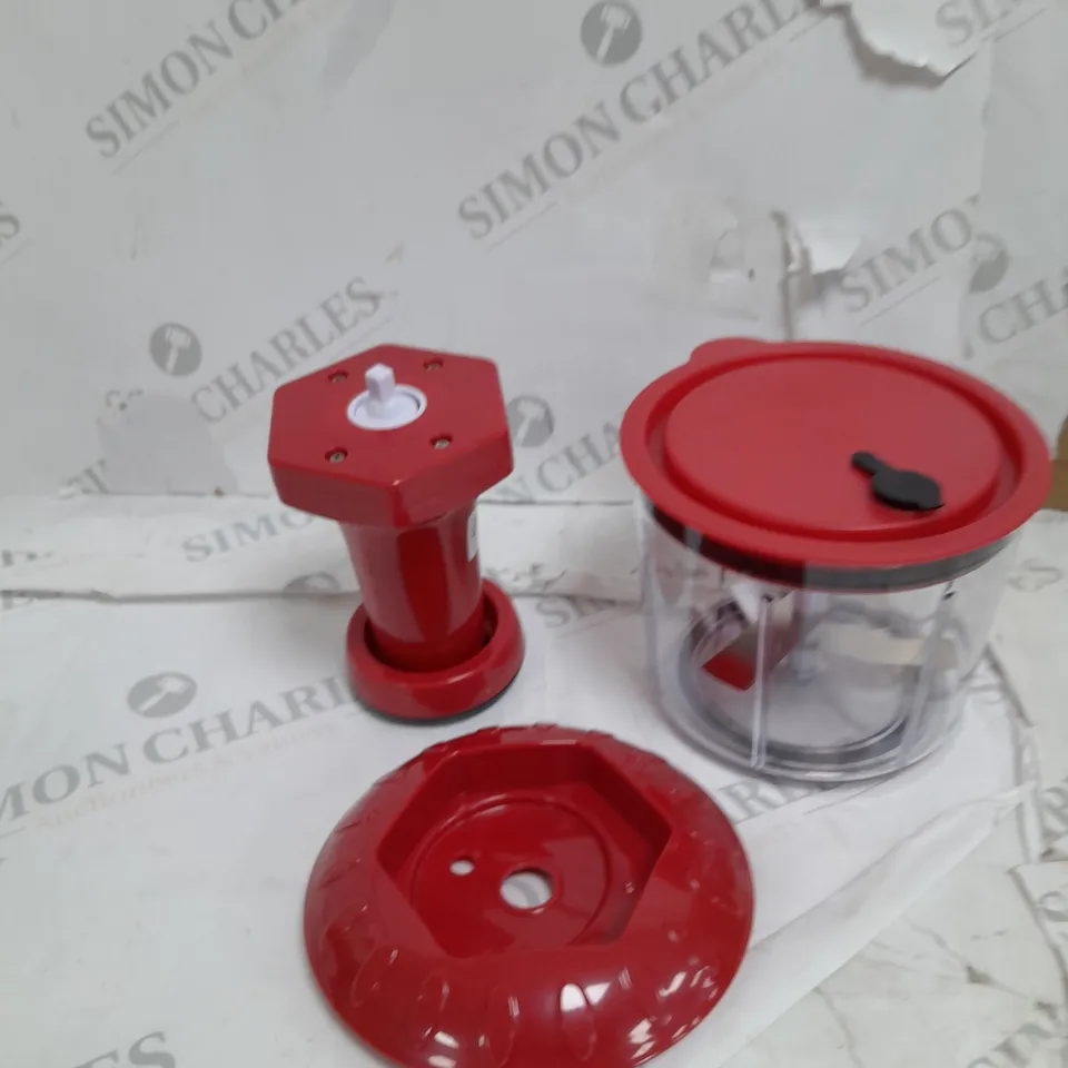 BOXED COOKS ESSENTIALS 5 BLADE PRESS CHOPPER WITH STORAGE LID - RED
