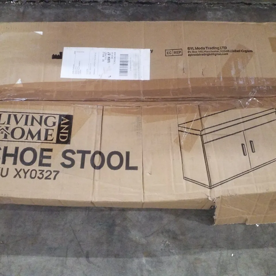 BOXED LIVING AND HOME SHOESTOOL - WHITE
