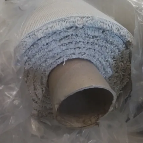 ROLL OF QUALITY ULTIMATE IMPRESSIONS PRECIOUS CARPET // SIZE: APPROXIMATELY 3.7 X 4M