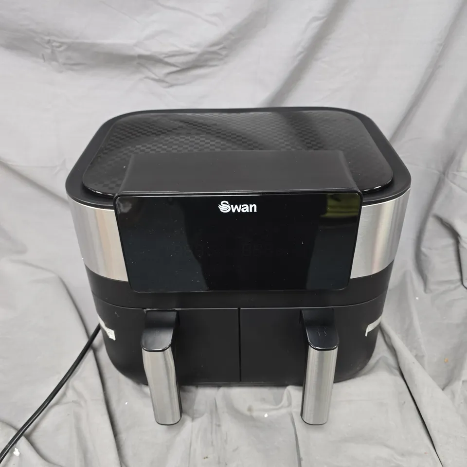 SWAN 7.6L DUAL AIR FRYER IN BLACK