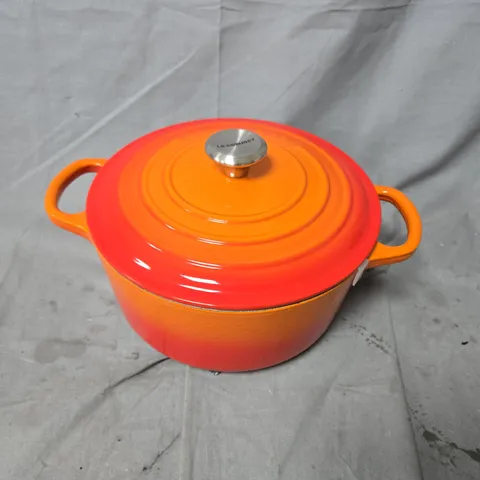 LE CREUSET CAST IRON CASSEROLE DISH WITH LID β FLAME