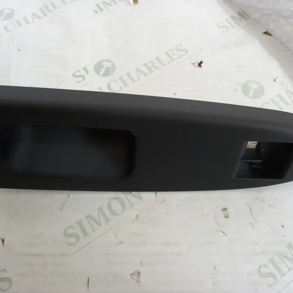 VW DOOR TRIM 