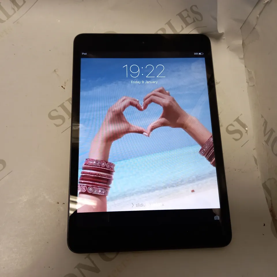 APPLE IPAD MINI MODEL A1432