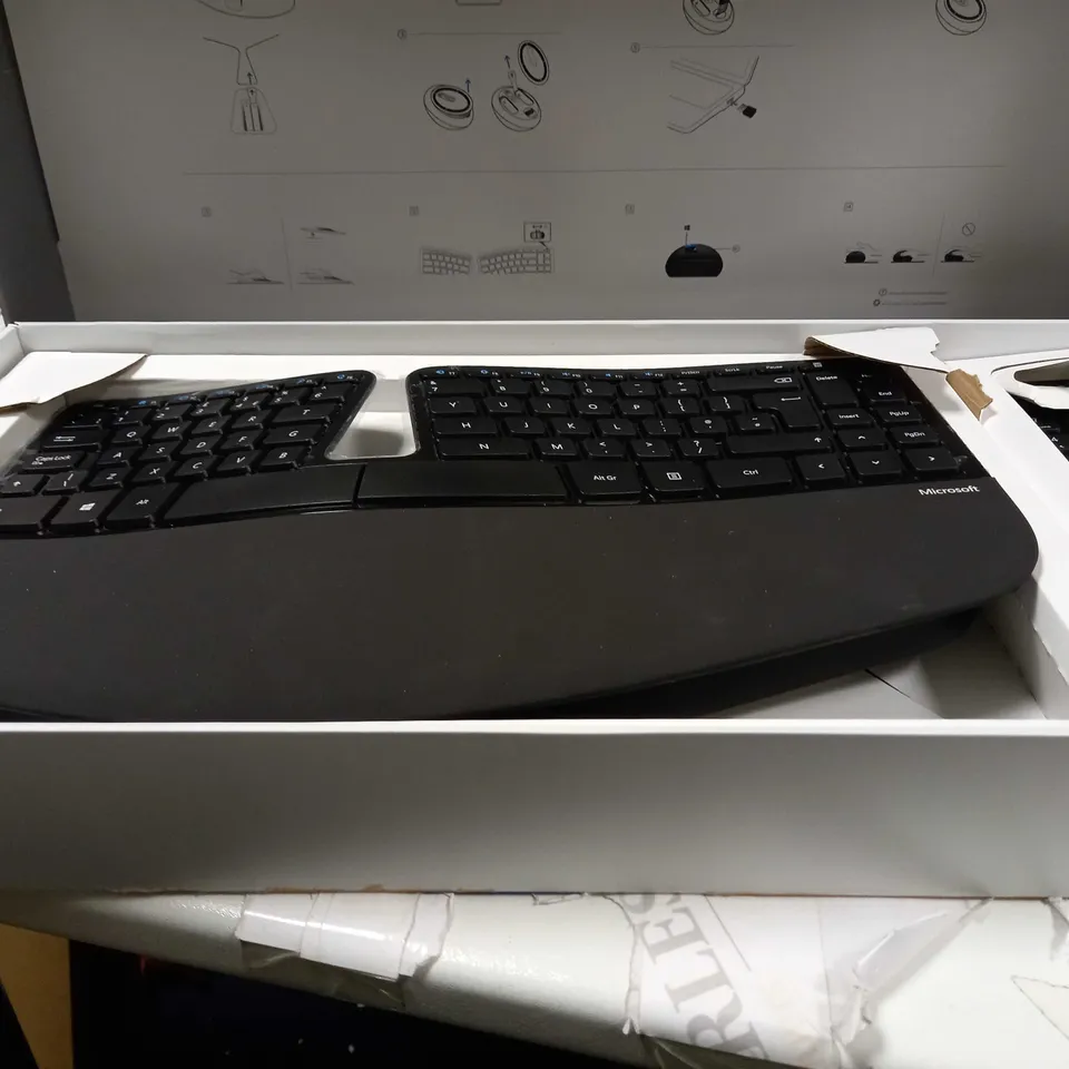 MICROSOFT SCULPT ERGONOMIC DESKTOP KEYBOARD