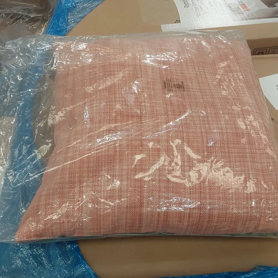 KAYLA EMBROIDERED THROW CUSHION