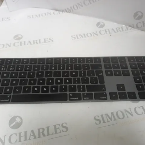 APPLE WIRELESS KEYBOARD MODEL A1843