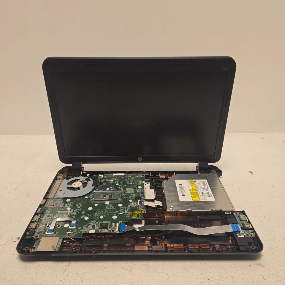 HP 250 SERIES LAPTOP
