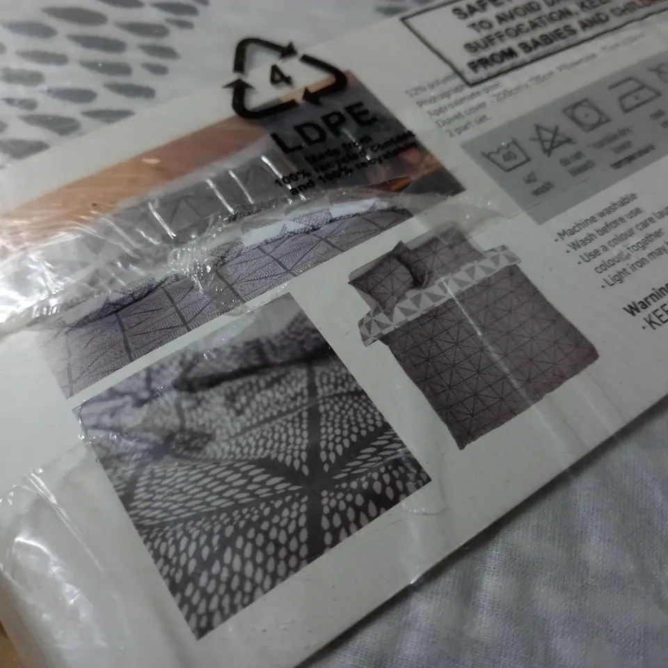 HABITAT STOCKHOLM DIAMOND DASH BEDSET - SINGLE