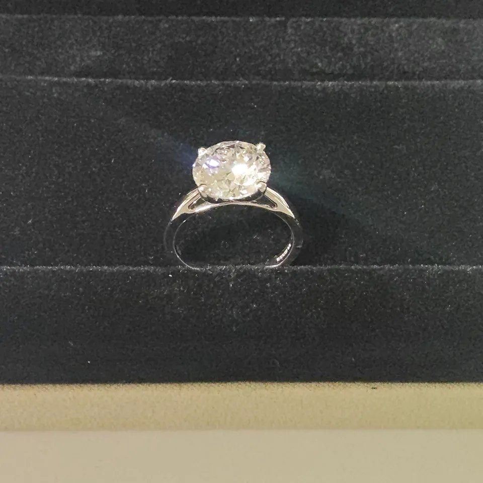 PLATINUM SOLITAIRE RING SET WITH A LAB GROWN DIAMOND WEIGHING +-4.03CT
