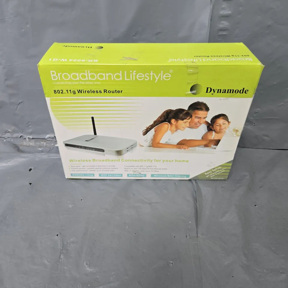 BOXED DYNAMODE BROADBAND LIFESTYLE 802.11G WIRELESS ROUTER 