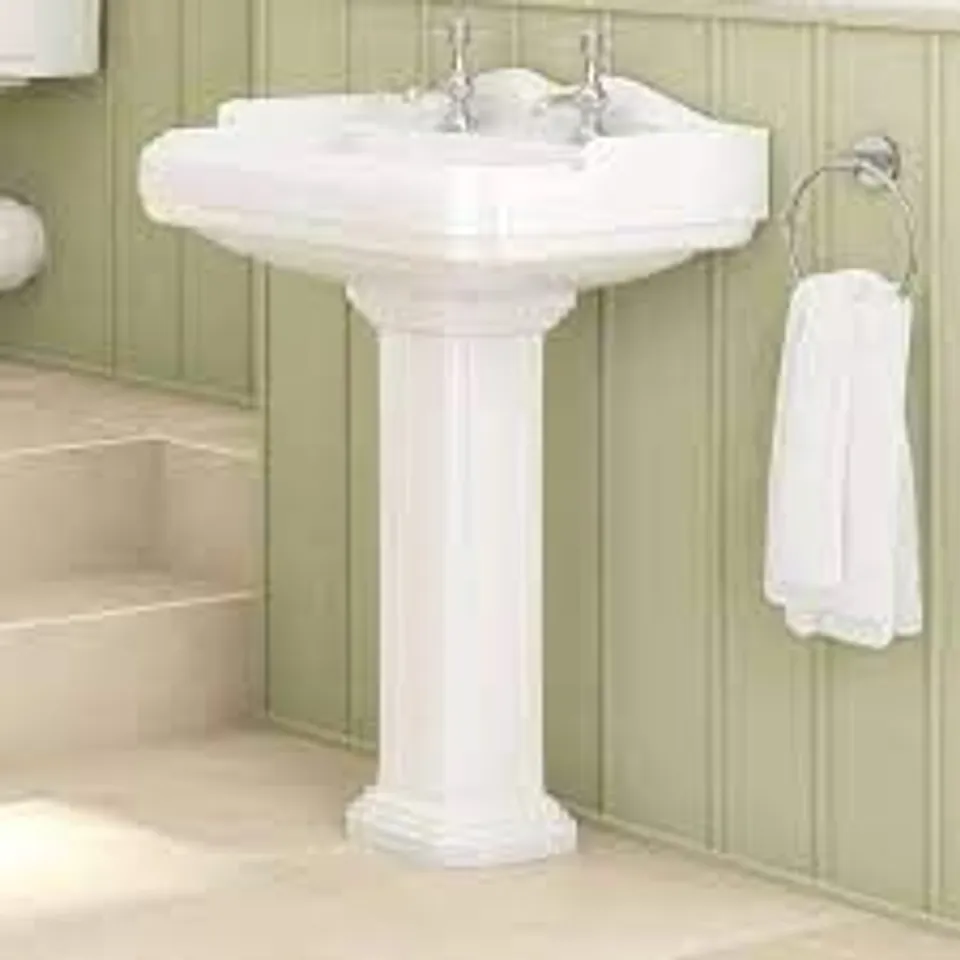BOXED VICTORIANA PEDESTAL 