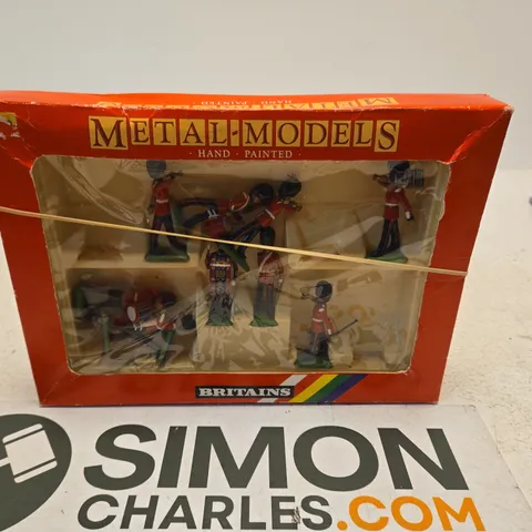 BRITAINS METAL MODELS HAND PAINTED MILITARY FIGURES – ORIGINAL BOX