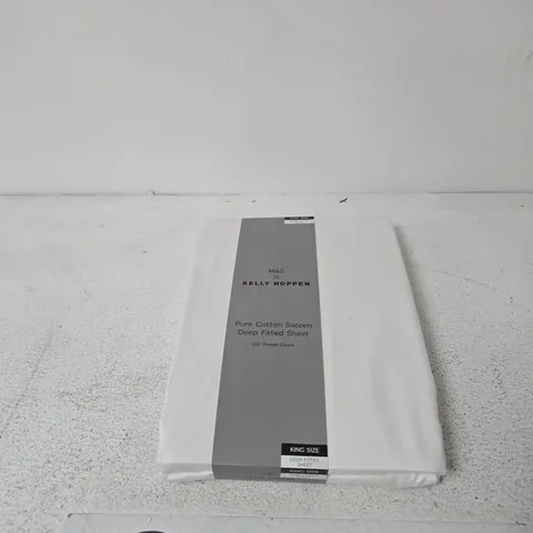 M&S X KELLY HOPPEN PURE COTTON SATEEN DEEP FITTED SHEET – KING SIZE, 500 THREAD COUNT