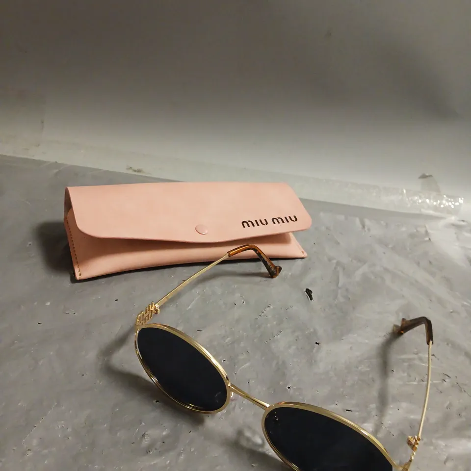 BOXED NILU MODA UNISEX GOLD RED SUNGLASSES JUNO