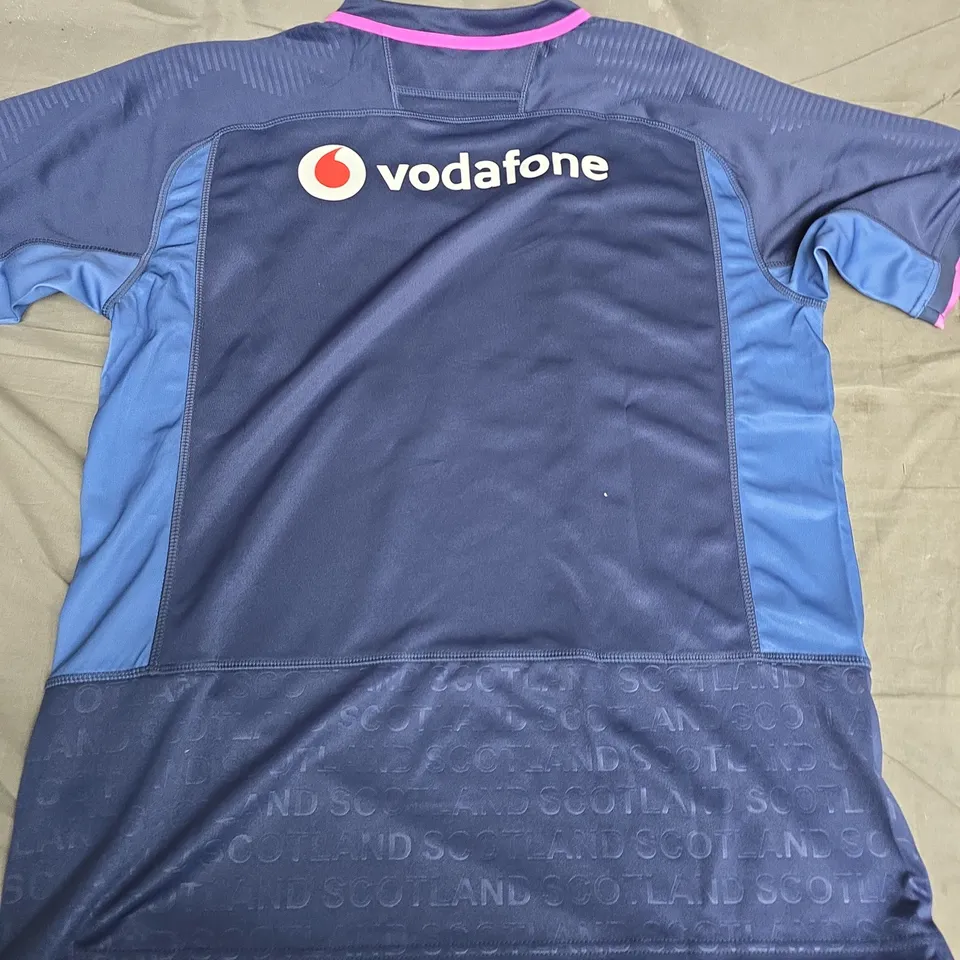 SCOTLAND RUGBY JERSEY BY MACRON – NAVY WITH VODAFONE & ARNOLD CLARK LOGOS, UK XL