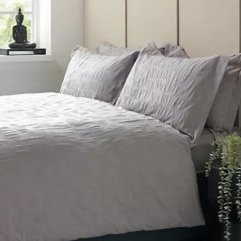 K BY KELLY HOPPEN 100% COTTON MATELASSE JACQUARD 6 PIECE DUVET SET SILVER GREY SUPERKING