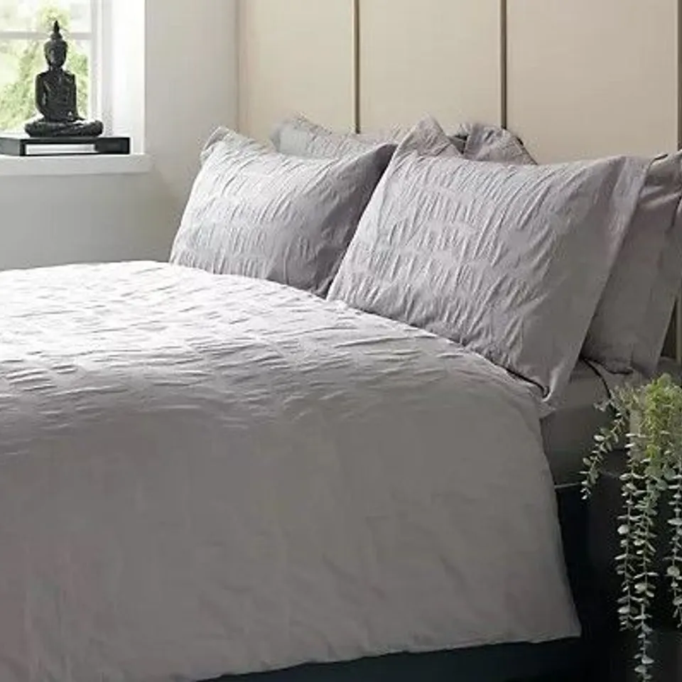 K BY KELLY HOPPEN 100% COTTON MATELASSE JACQUARD 6 PIECE DUVET SET SILVER GREY SUPERKING