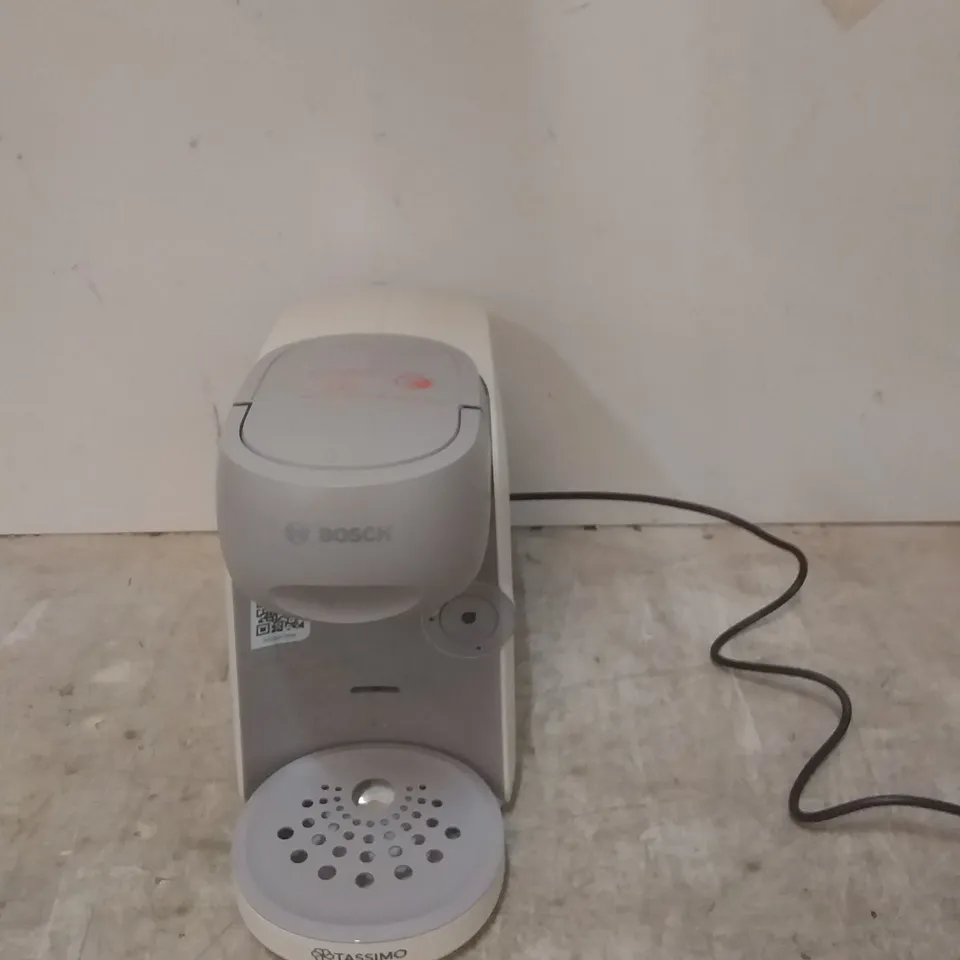 BOXED BOSCH TASSIMO FINESSE COFFEE MACHINE - WHITE RRP £109