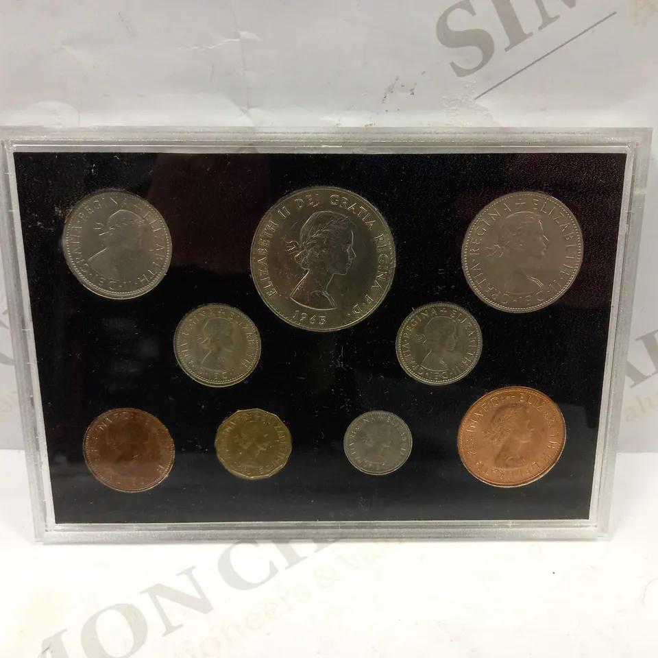 1965 BRITISH COIN COLLECTION WITH DISPLAY CASE