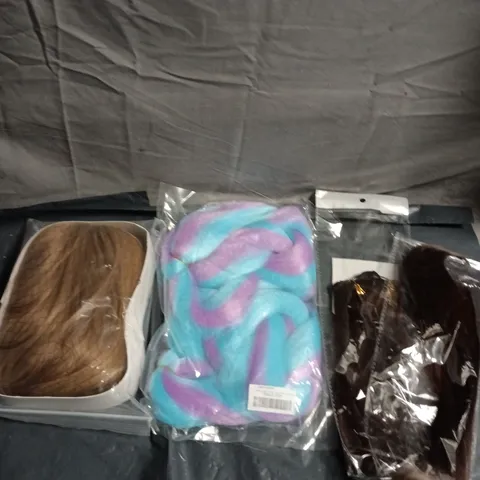 BOX OF APPROXIMATELY 10 ASSORTED WIGS AND HAIR PIECES. VARIOUS COLOURS AND STYLES