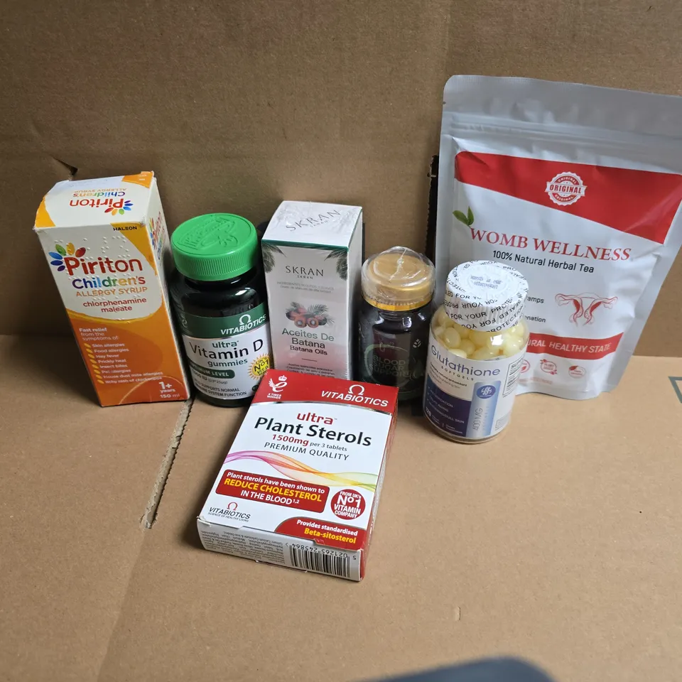 APPROXIMATELY 15 ASSORTED VITAMIN/HEALTH AID PRODUCTS TO INCLUDE VITABIOTICS PLANT STEROLS, WOMB WELLNESS HERBAL TEA, VITAMIN D GUMMIES, ETC - COLLECTION ONLY