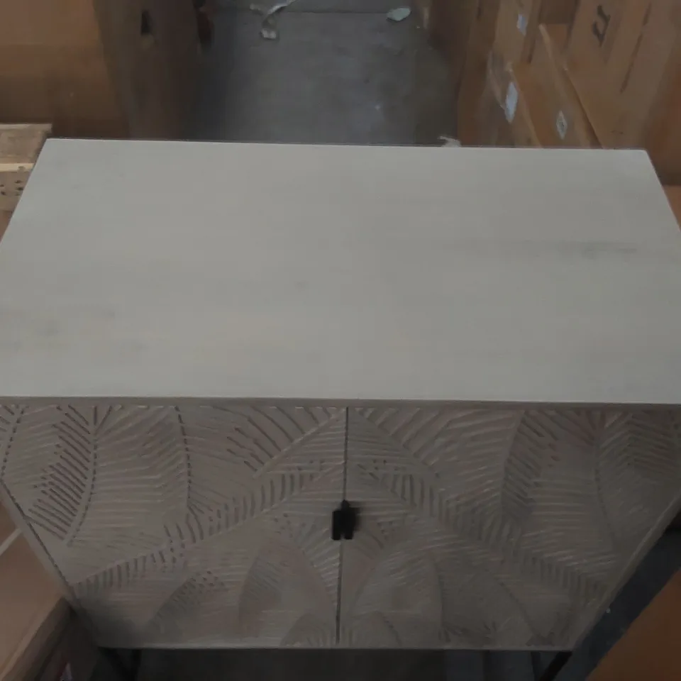 ATKIN AND THYME LEAF DRINKS CABINET 