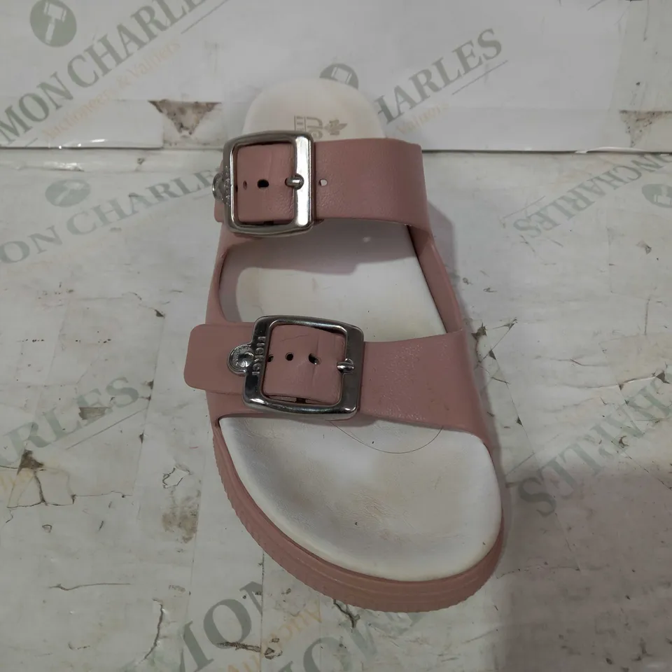 BOXED PAIR OF RIEKER DOUBLE STRAP SANDALS IN PINK SIZE XL (42-43)