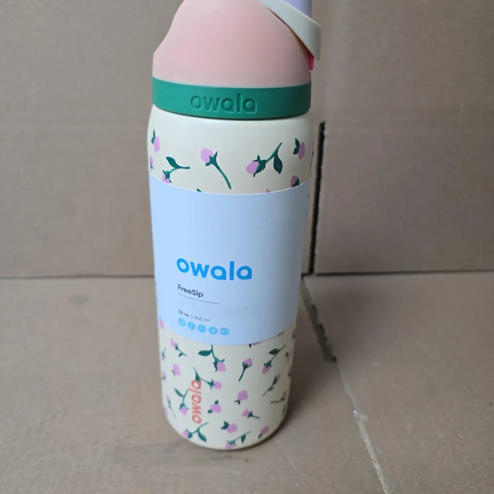 OWALA FREESIP WATER BOTTLE 32 OZ (945 ML) – FLORAL DESIGN 