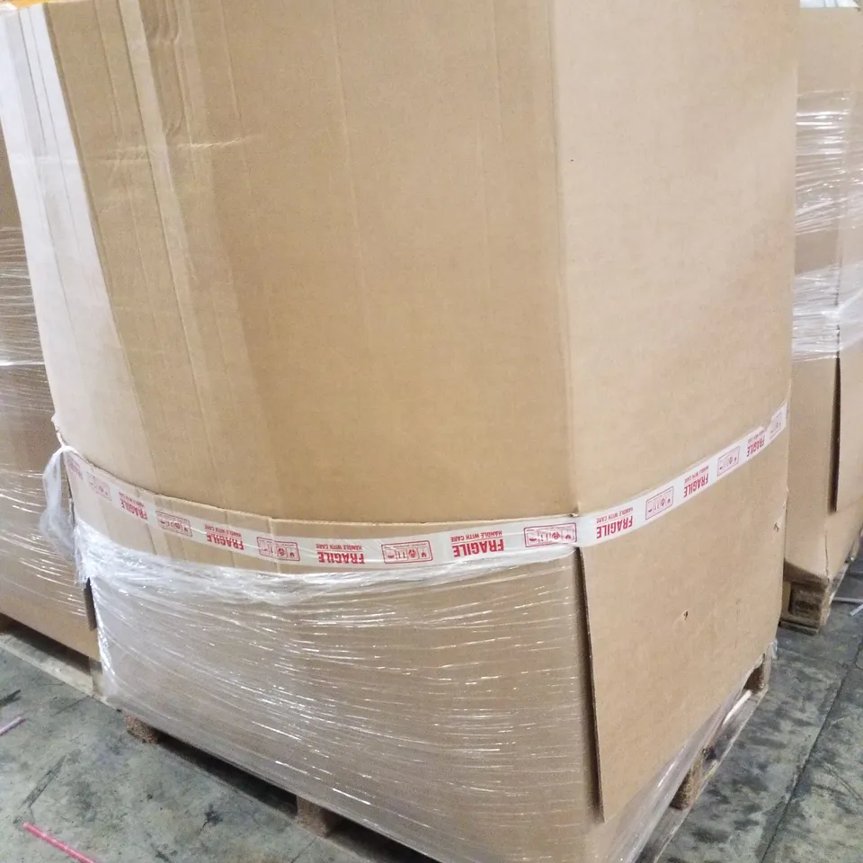 PALLET CONTAINING ASSORTED GARDEN HOSES & INFLATABLES 