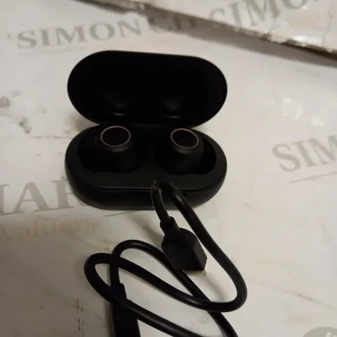 BLUETOOTH TRUE WIRELESS EARBUDS