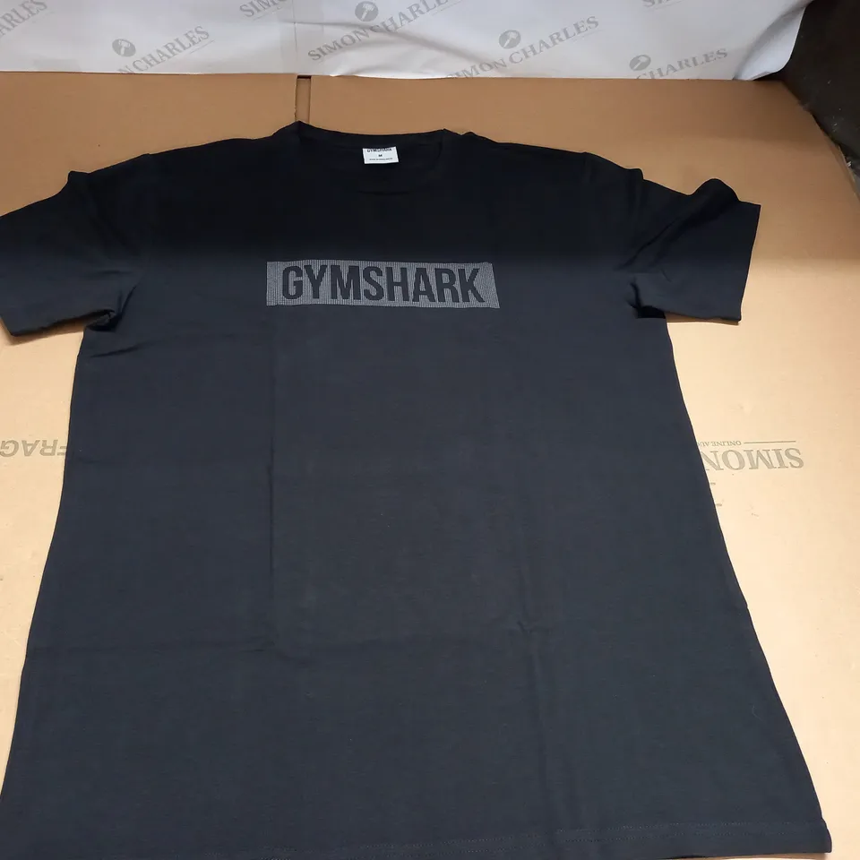 GYMSHARK BLACK T-SHIRT - M