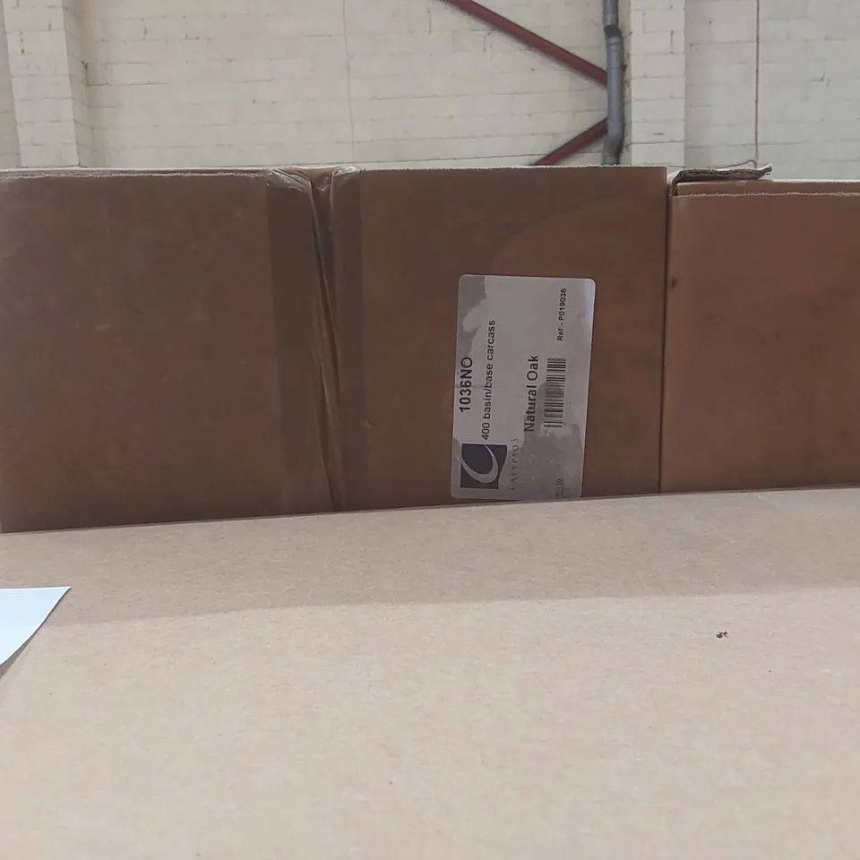 PALLET CONTAINING A LARGE QUANTITY OF ASSORTED BRAND NEW BATHROOM FURNITURE ITEMS INCLUDING: CALYPSO BASE CARCASSES