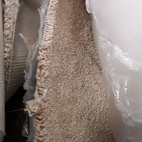 ROLL OF QUALITY STS HERITAGE LUXURY 2524/0850 ACTION CARPET APPROXIMATELY 7.3M×4M