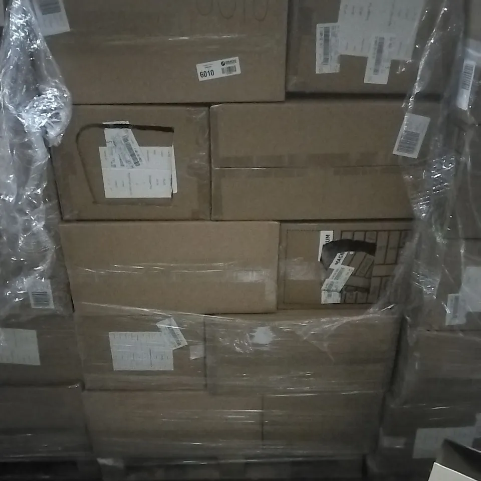 A PALLET TO CONTAIN APPROXIMATELY 60 WOMENS DESIGNER CLOTHES WHICH INCLUDE; PRETTY SECRETS OVER SIZED JUMPERS AND HOODIES ETC
