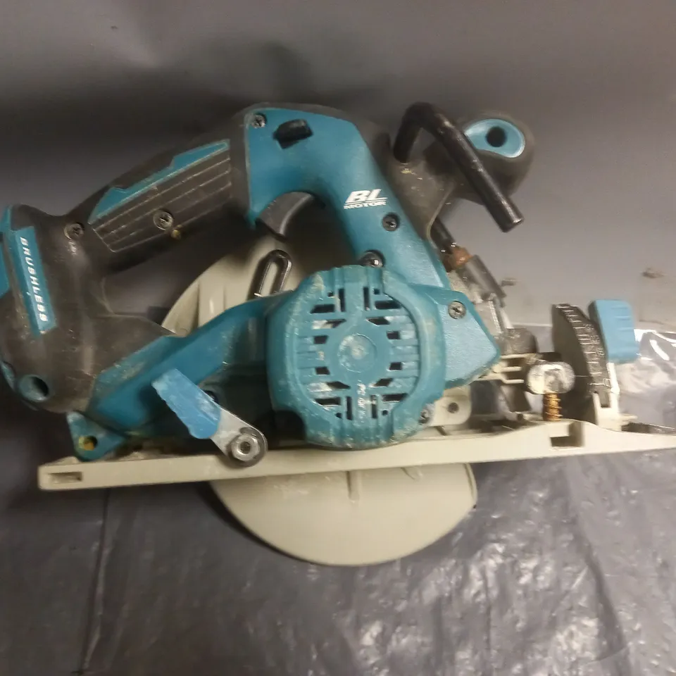 UNBOXED MAKITA 165MM WIRELESS CIRCULAR SAW - DHS680