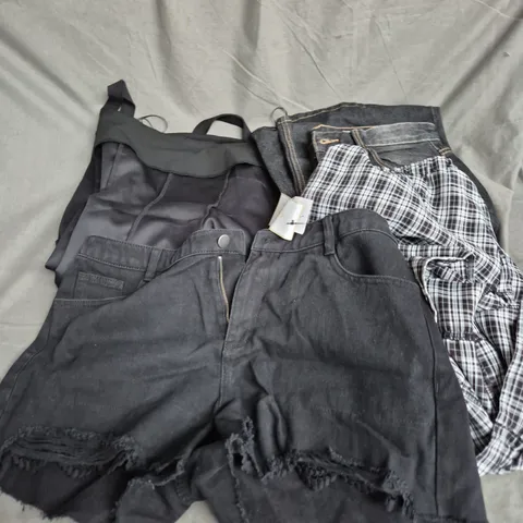 BOX OF APPROXIMATELY 20 ASSORTED CLOTHING ITEMS TO INCLUDE DRESS, SKIRT, TROUSERS, ETC