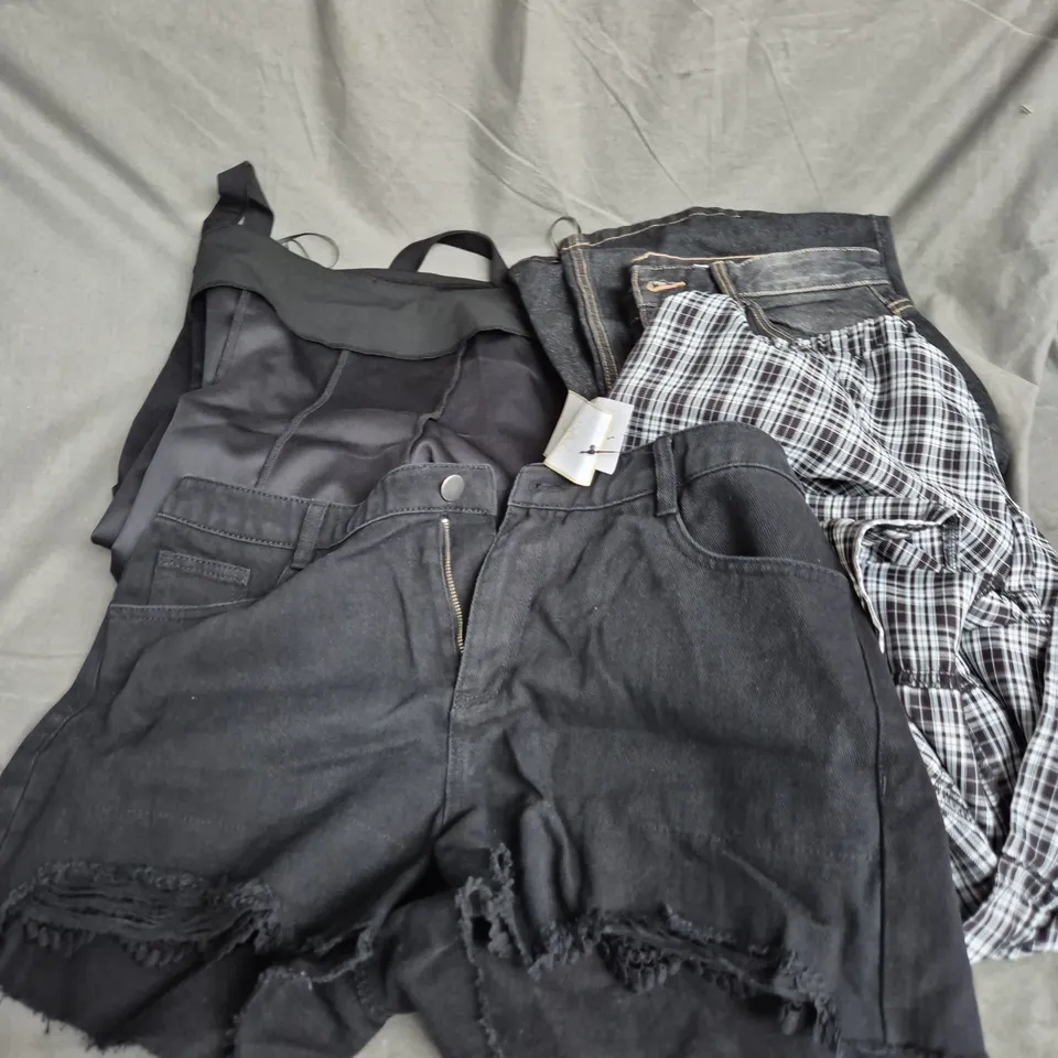 BOX OF APPROXIMATELY 20 ASSORTED CLOTHING ITEMS TO INCLUDE DRESS, SKIRT, TROUSERS, ETC