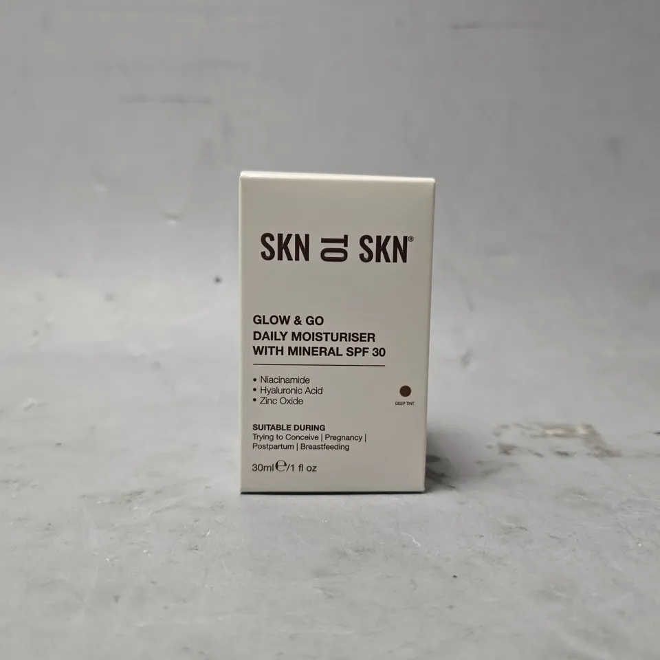 SKN TO SKN GLOW & GO DAILY MOISTURISER WITH MINERAL SPF 30 DEEP TINT