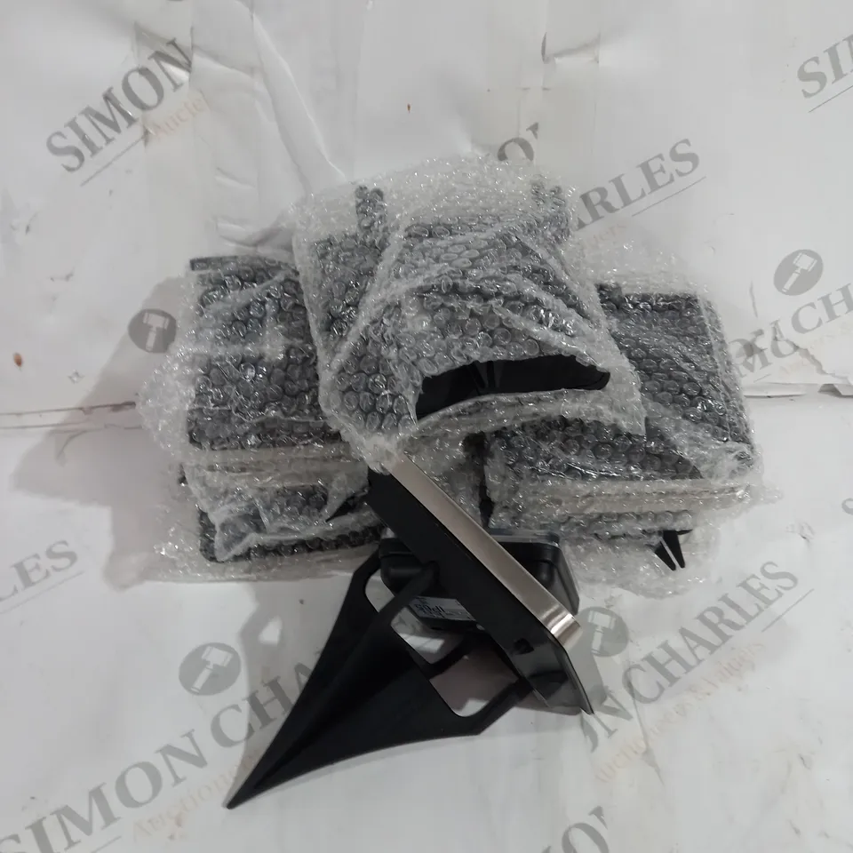 BELL AND HOWELL SET OF 8 SQUARE SWIVEL DISK LIGHTS