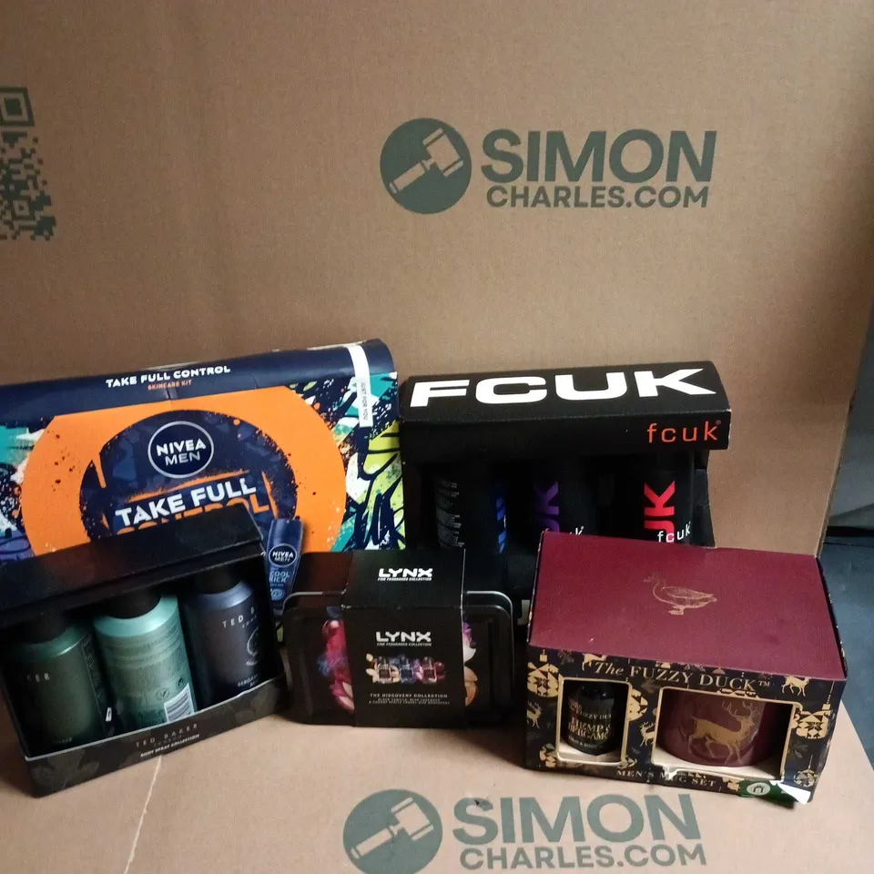 BOX OF APPROXIMATELY 20 ASSORTED BATH AND BODY GIFT SETS TO INCLUDE FCUK, TED BAKER AND NIVEA