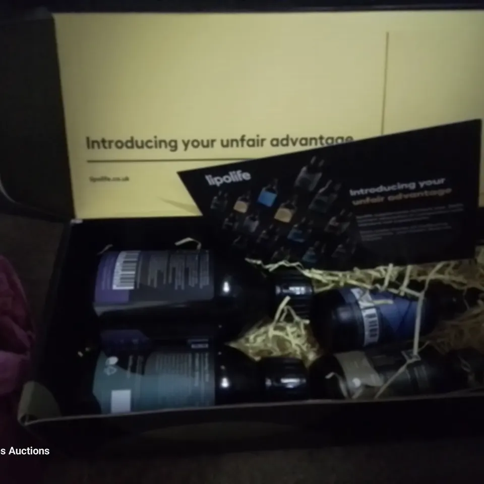 BOX OF ASSORTED ITEMS, INCLUDING 2 × TWISTII WRIST LIGHTS, 2 ×LIPOLIFE SUPLEMENTS, SOAP GIFT SET, CHOPPING BOARD SET, OIL SPRAY.