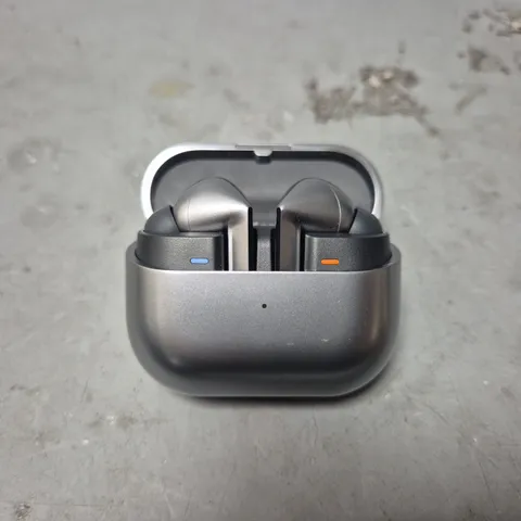 SAMSUNG GALAXY BUDS 3 PRO