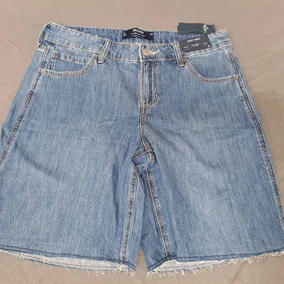HOLLISTER LOW RISE BAGGY SHORTS IN BLUE SIZE W27