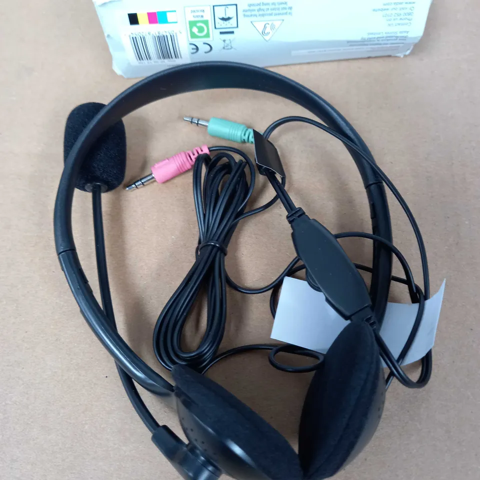 LOT OF MISCELLANEOUS ONN HEADPHONES INCL. WIRELESS HEADPHONES & EARBUDS WITH MICROPHONE (SEE PROD. DESCRIP. FOR MORE INFO.)