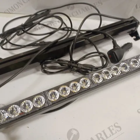 PAIR OF MOUNTABLE LIGHTING STRIPS