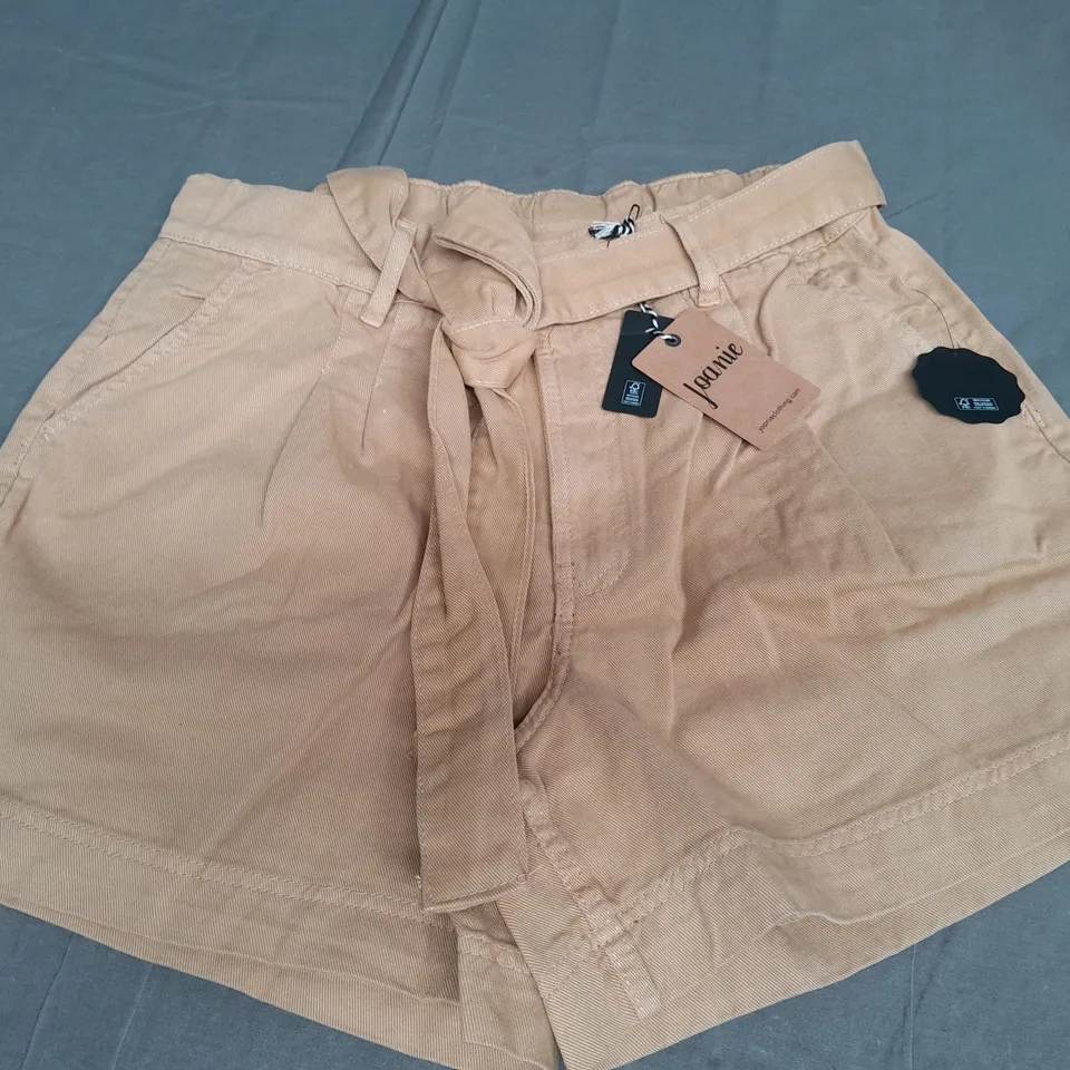 JOANIE LENNY SHORTS IN CURBS & WHEY - UK 18