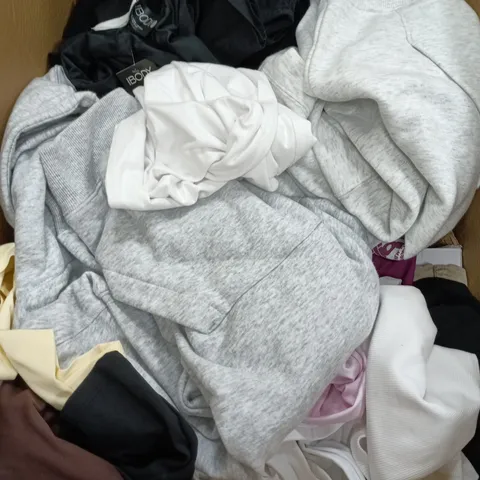 BOX OF APPROXIMATELY 30 ASSORTED CLOTHING ITEMS IN VARIOUS STYLES , COLOURS AND SIZES