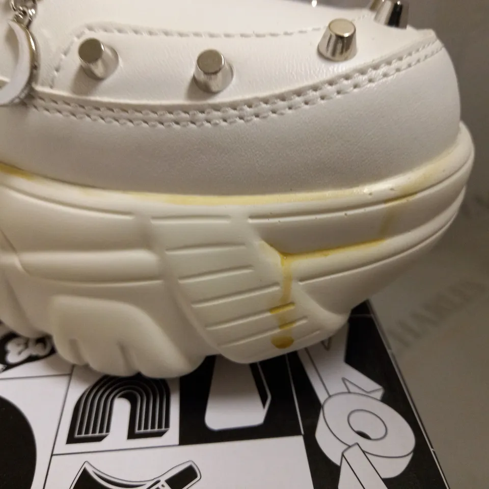 KOI VEGAN JINX WHITE MYSTIC CHARM TRAINERS - SIZE 6