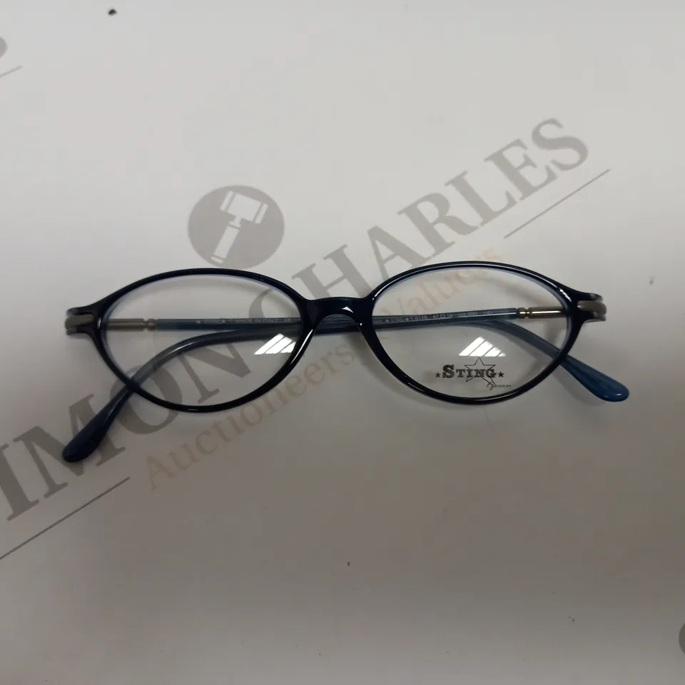 APPROXIMATELY 10 DE RIGO STING 6119 GLASSES