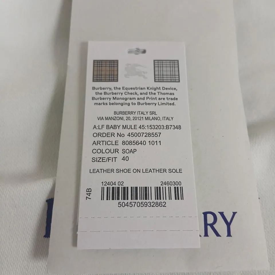 BURBERRY QUILTED LEATHER MULES – UK 7 (EU 40) – MADE IN ITALY